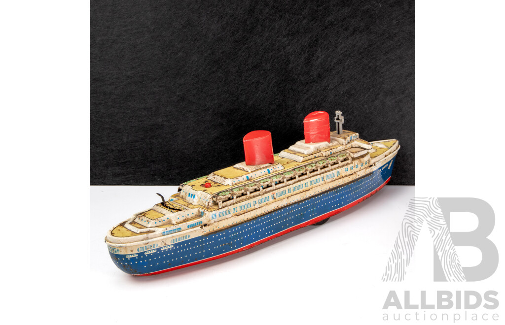 Vintage Yonezawa 'Sea Queen' Deluxe Liner with Music Box – Japan