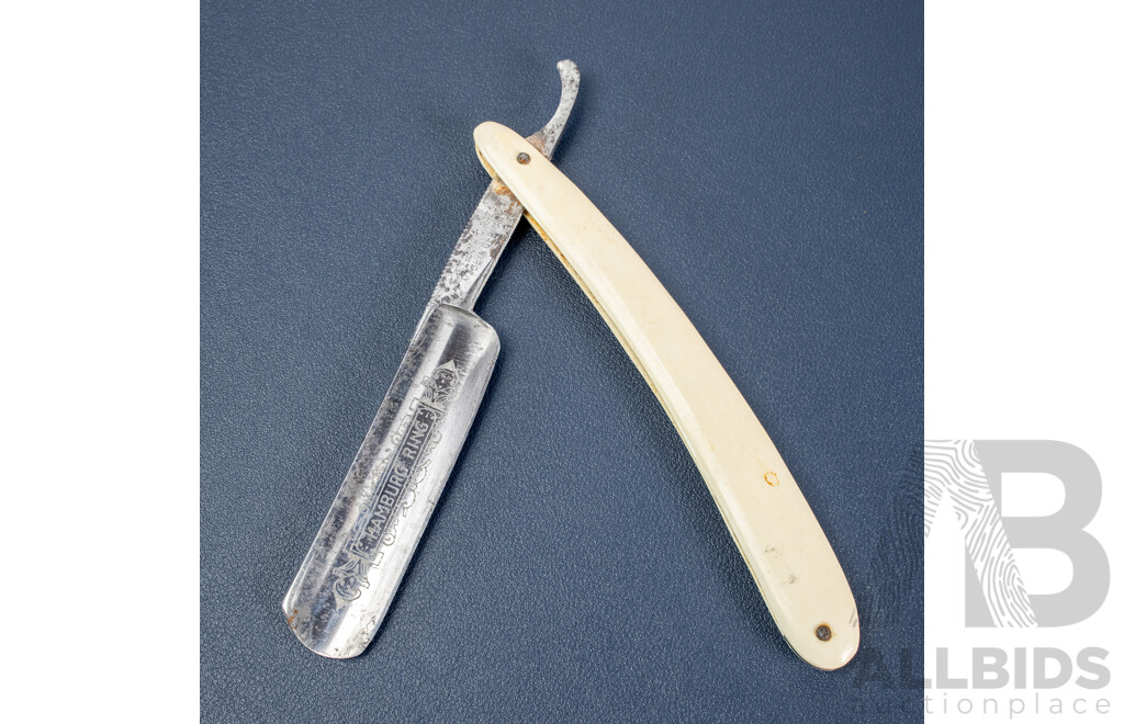 Antique Hamburg Razor Co. “The Hamburg Ring” Straight Razor