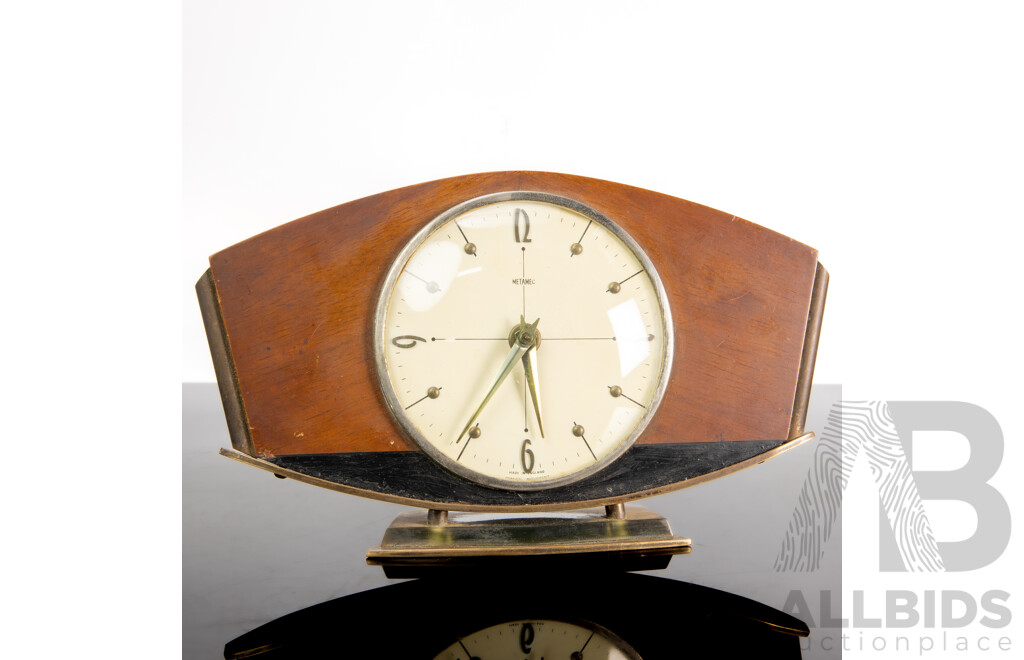 Vintage Metamec Wind-Up Mantle Clock (England)