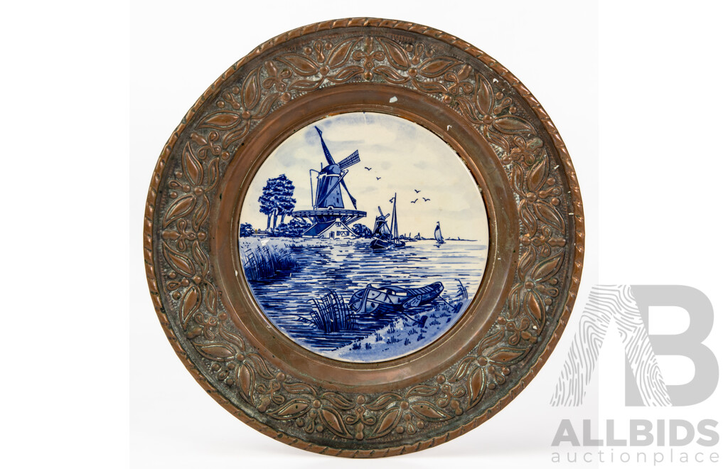 Vintage Copper Plate with Delft Round Tile