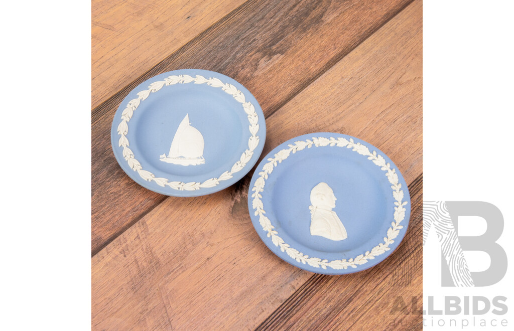 Pair of Wedgwood Trinket Dishes Americas Cup and Captain Cook