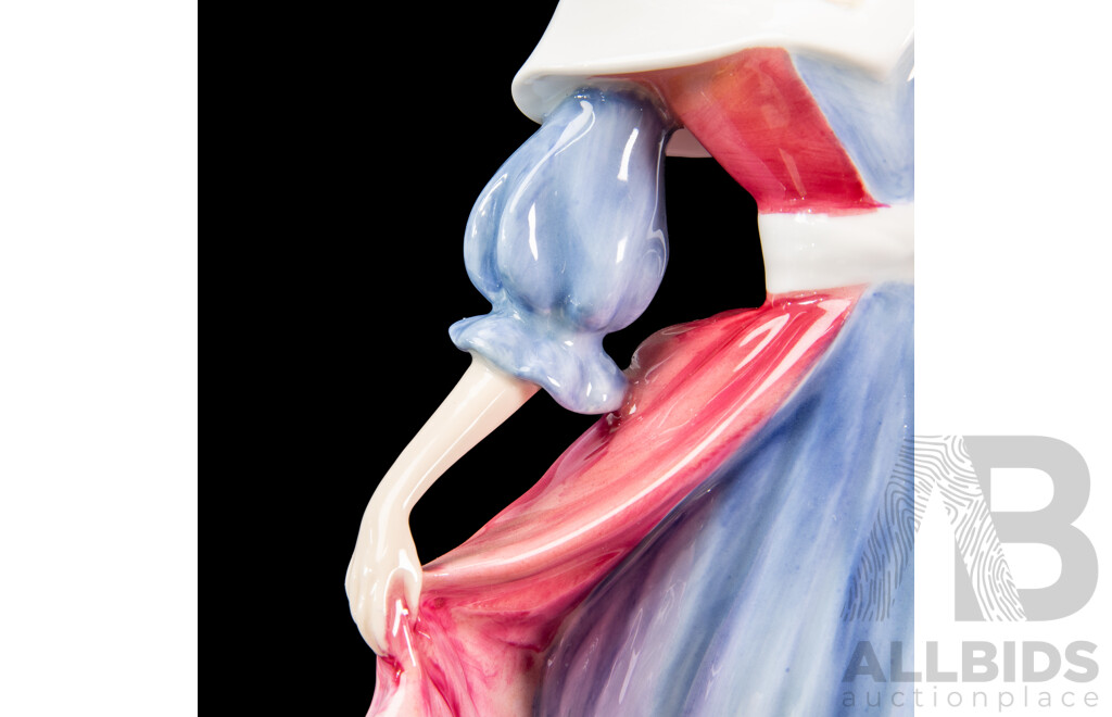 Royal Doulton Figure of the Year Amy HN3316