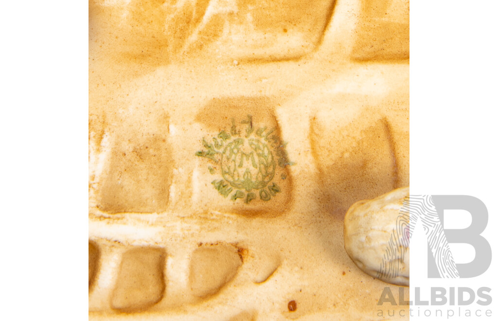 Antique Japanese Handpainted Nippon Porcelain Peanut Bowl