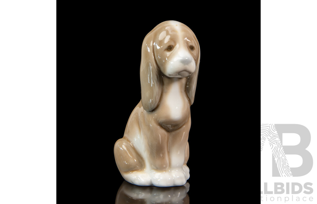 Lladró 'Good Puppy' No. 1289, Retired Porcelain Figurine