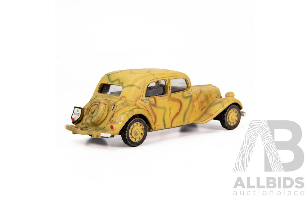 King and Country WW2 German Army Staff Car Citroen WS092 Scale 1:30