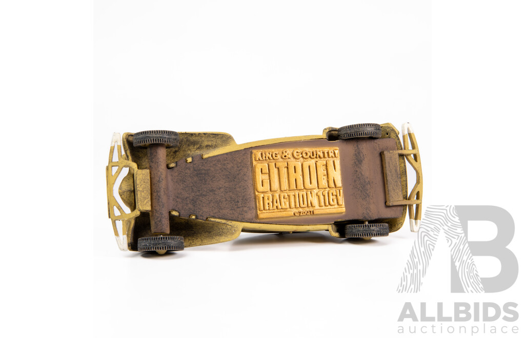 King and Country WW2 German Army Staff Car Citroen WS092 Scale 1:30