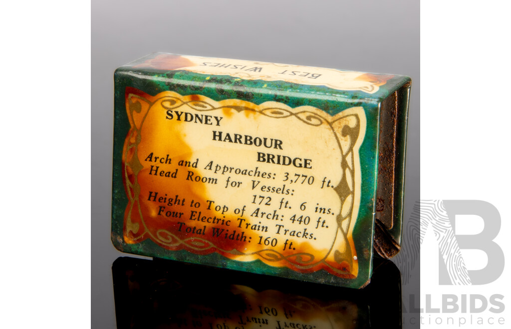 Vintage 1932 Harbour Bridge Metal Matchbox Holder