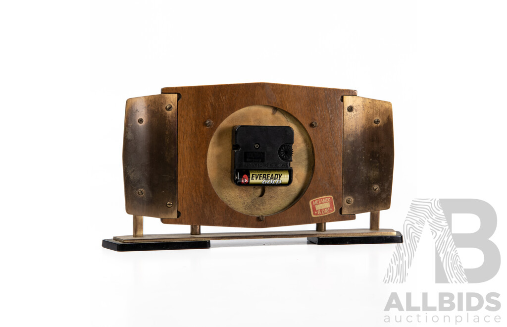 Vintage Metamec England Wind Up Mantel Clock