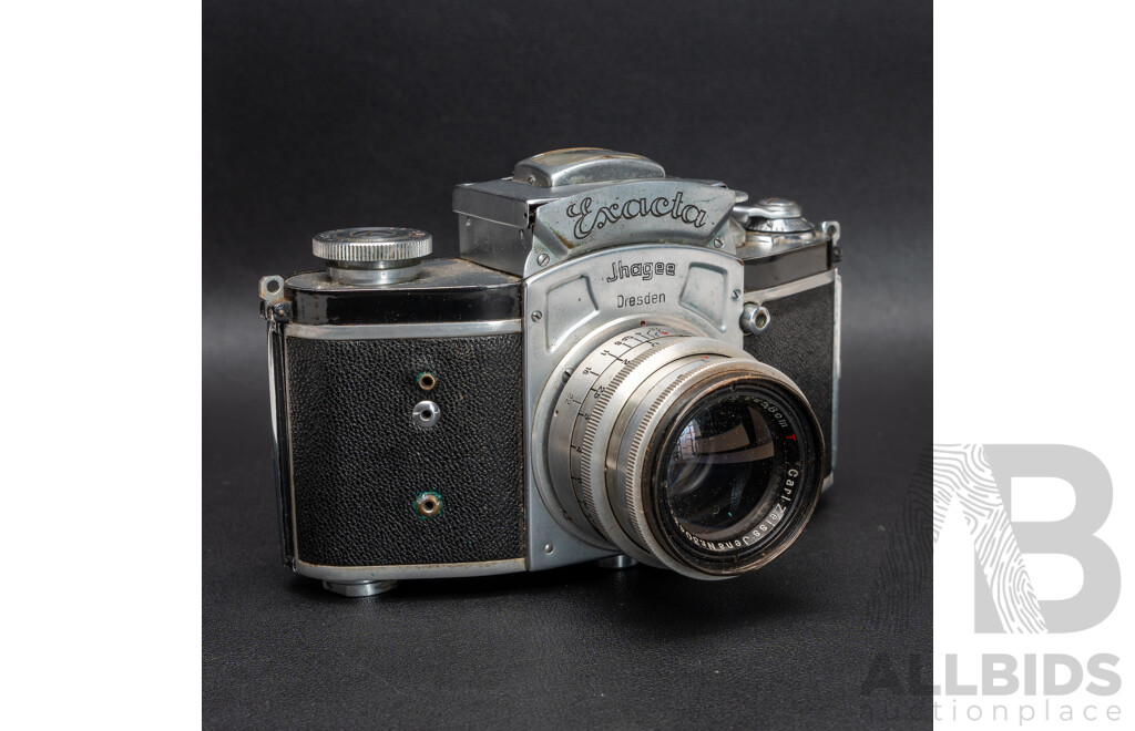 Kine Exakta Ihagee Exacta V-4 35mm Film SLR Camera with Case