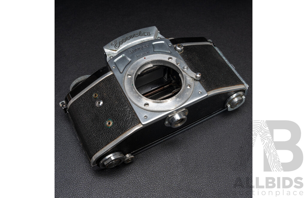Kine Exakta Ihagee Exacta V-4 35mm Film SLR Camera with Case