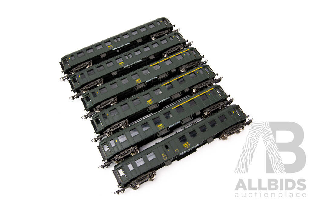 Six Jouef France Plastic Model SNCF Railroad Wagons/Coaches