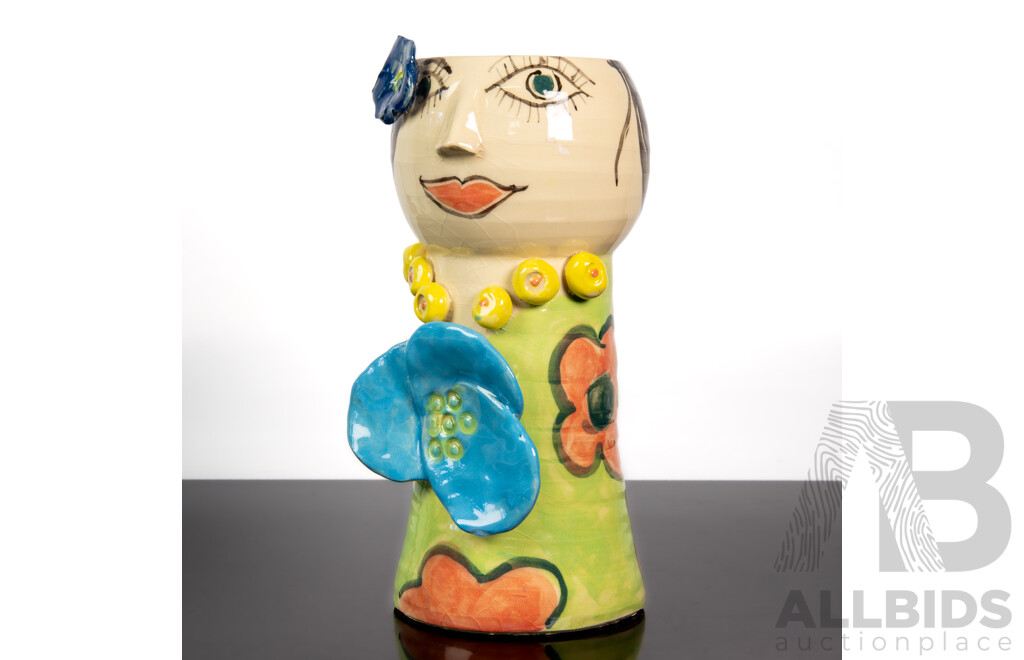 Jo Caddy (1916–2006) Ceramic Vase