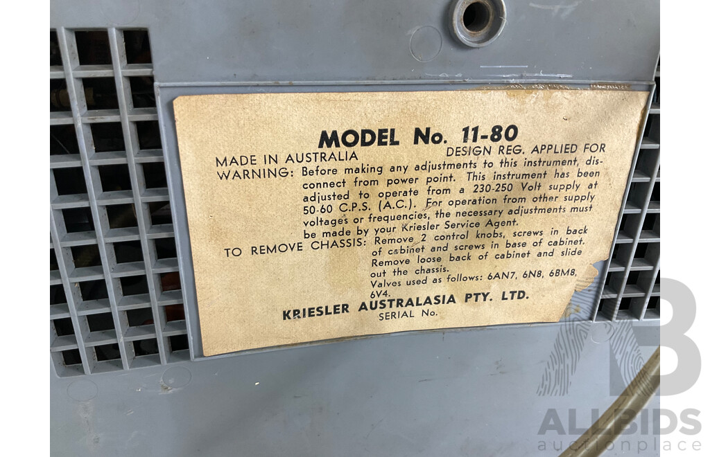 1950's Krisler 11-80 Valve Radio, Made in Australia