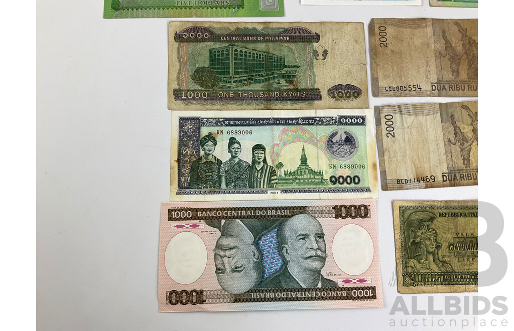 Collection of International Bank Notes, Including Fiji, Egypt, Zimbabwe, Singapore, Myanmar, Italy, Indonesia, Hong Kong, Brazil
