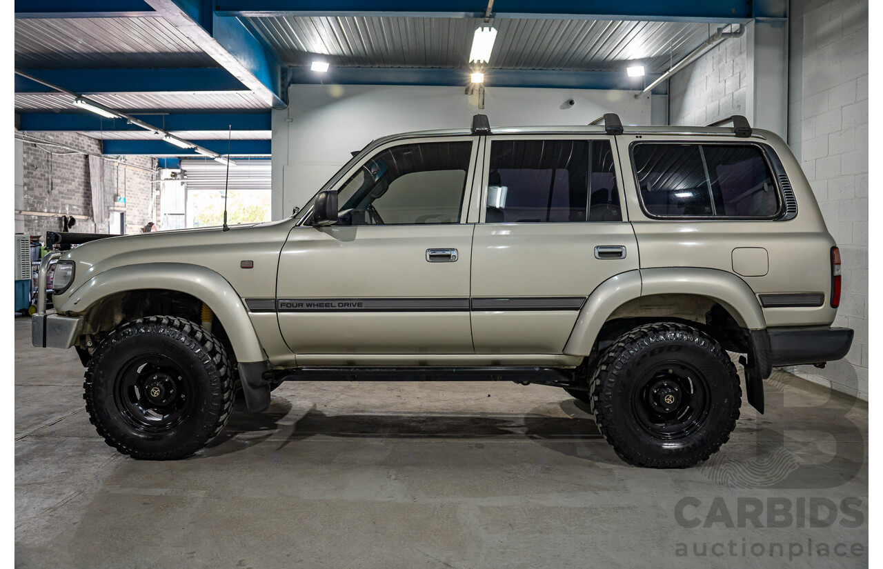 12/1995 Toyota Landcruiser GXL (4x4)  4d Wagon Golden Wheat Metallic Turbo 4.5L