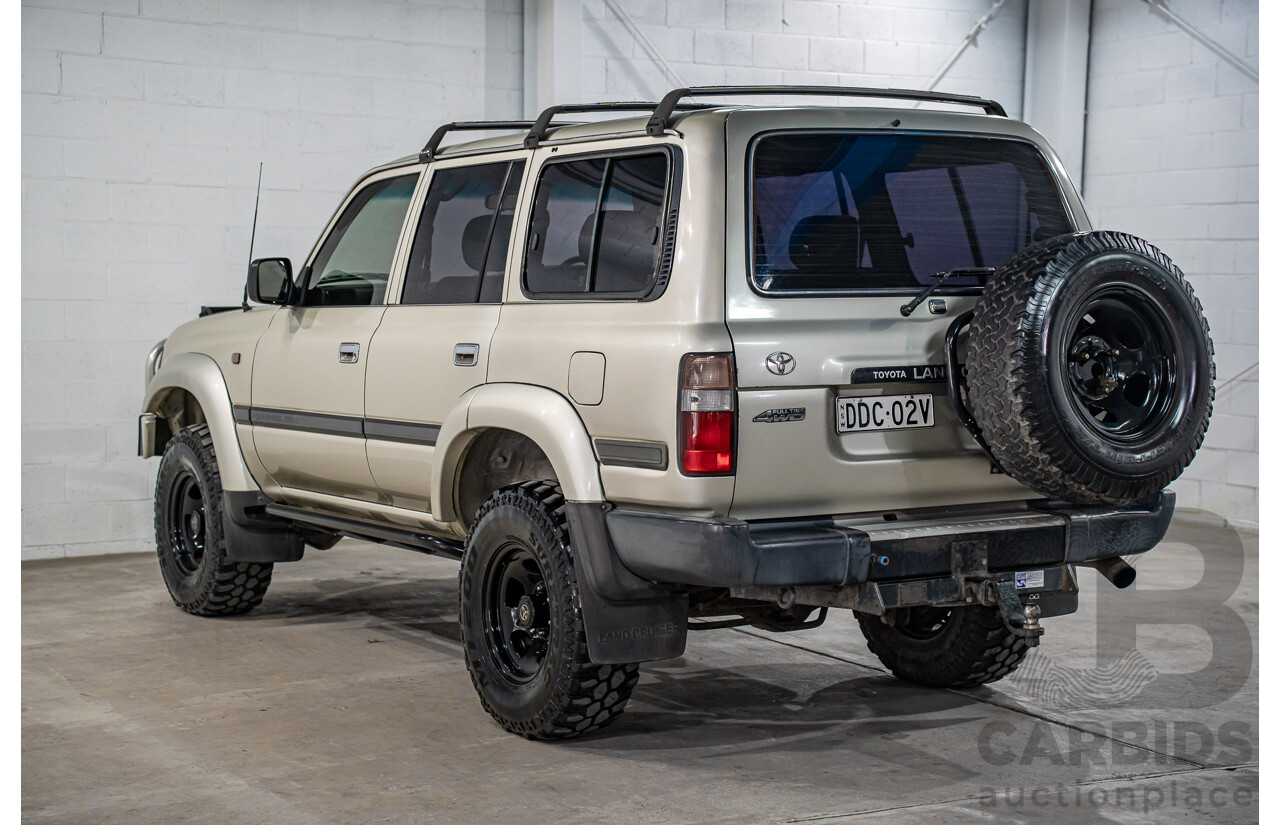 12/1995 Toyota Landcruiser GXL (4x4)  4d Wagon Golden Wheat Metallic Turbo 4.5L