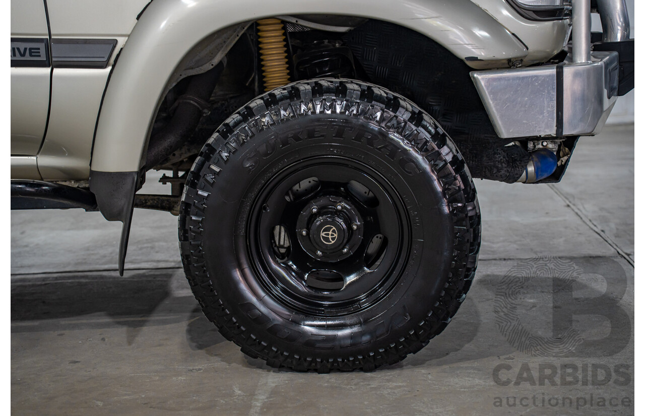 12/1995 Toyota Landcruiser GXL (4x4)  4d Wagon Golden Wheat Metallic Turbo 4.5L