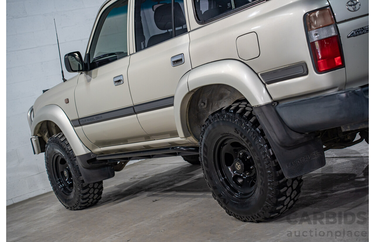 12/1995 Toyota Landcruiser GXL (4x4)  4d Wagon Golden Wheat Metallic Turbo 4.5L