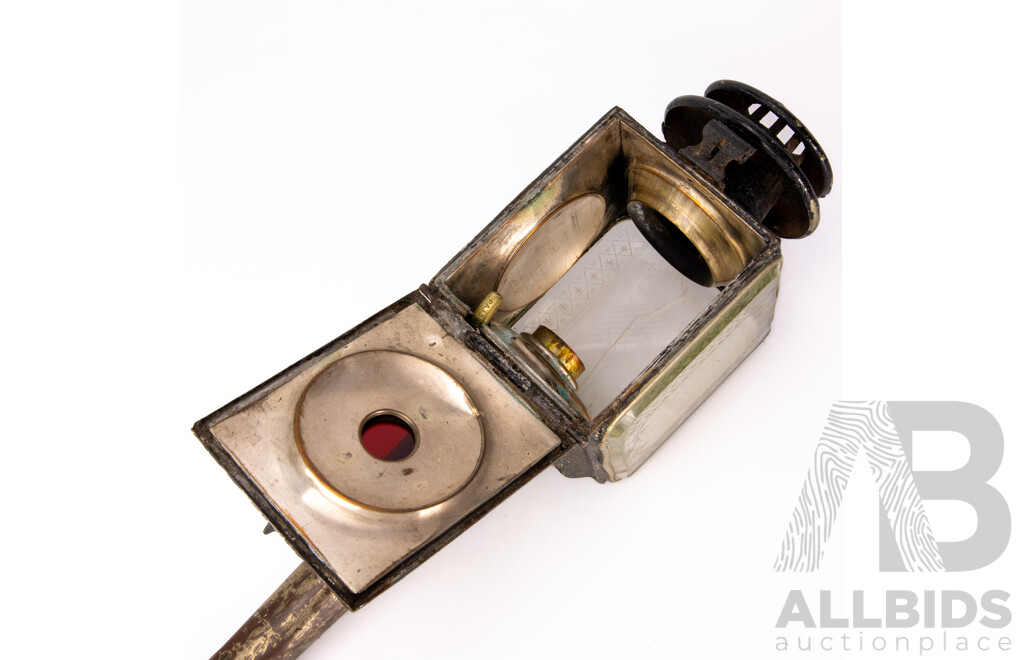 Antique Carriage Light with Engraved Bevelled Glass, Patent Number 2070