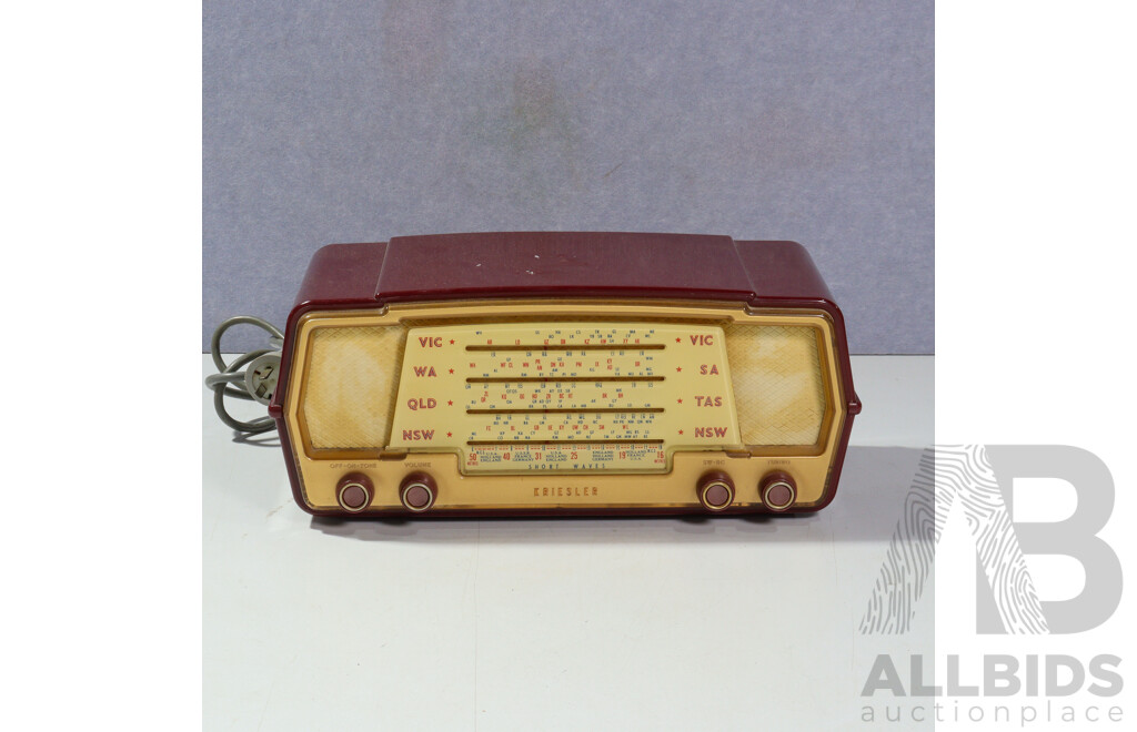 Vintage Kriesler Radio