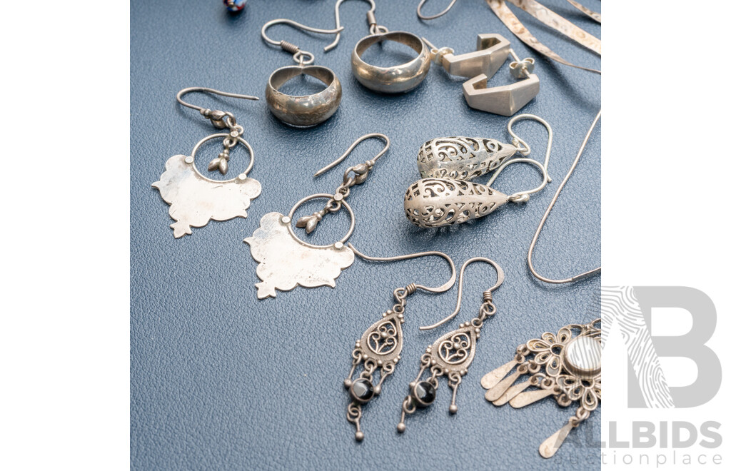 Vintage (10) Pairs of Sterling Silver Drop Earrings in Various Designs, Including Murano Glass & Amethyst, 39.67 Grams