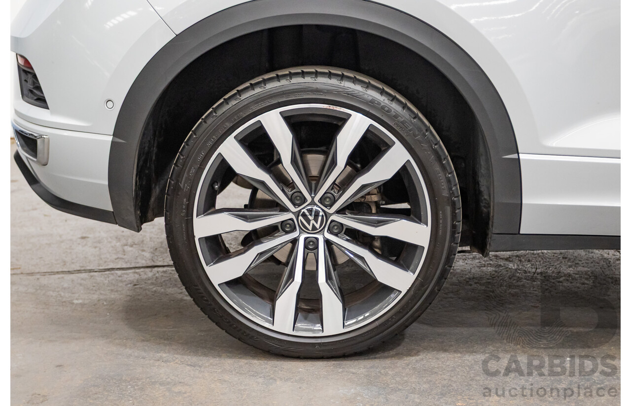 09/2021 Volkswagen T-Roc 140TSI SPORT (AWD) A1 MY21 4D Wagon White Silver Metallic Turbo 2.0L