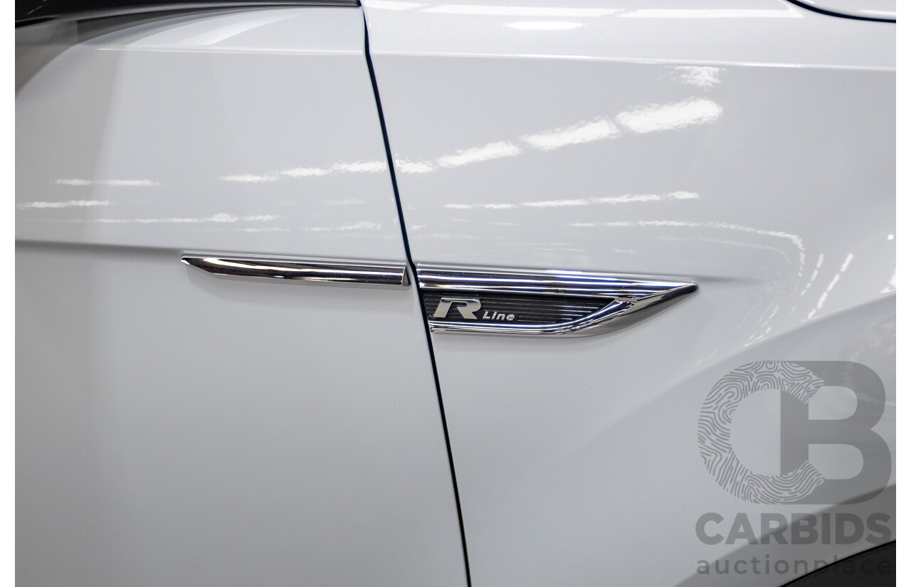 09/2021 Volkswagen T-Roc 140TSI SPORT (AWD) A1 MY21 4D Wagon White Silver Metallic Turbo 2.0L