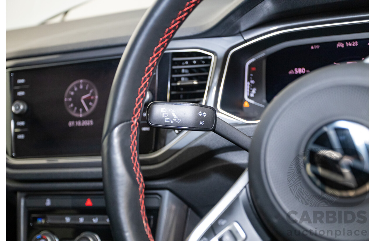 09/2021 Volkswagen T-Roc 140TSI SPORT (AWD) A1 MY21 4D Wagon White Silver Metallic Turbo 2.0L