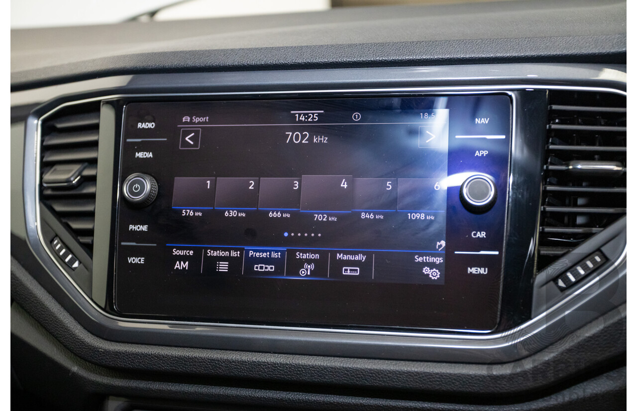 09/2021 Volkswagen T-Roc 140TSI SPORT (AWD) A1 MY21 4D Wagon White Silver Metallic Turbo 2.0L