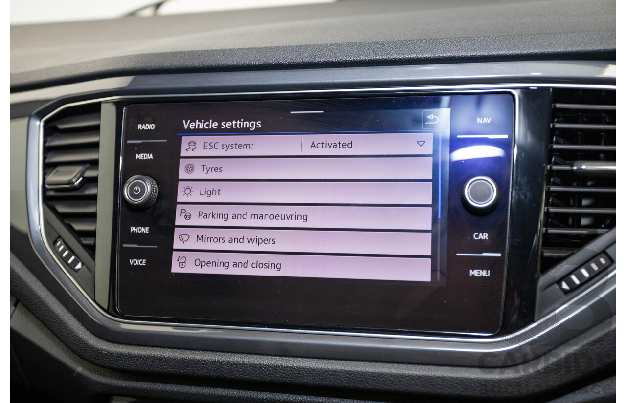 09/2021 Volkswagen T-Roc 140TSI SPORT (AWD) A1 MY21 4D Wagon White Silver Metallic Turbo 2.0L