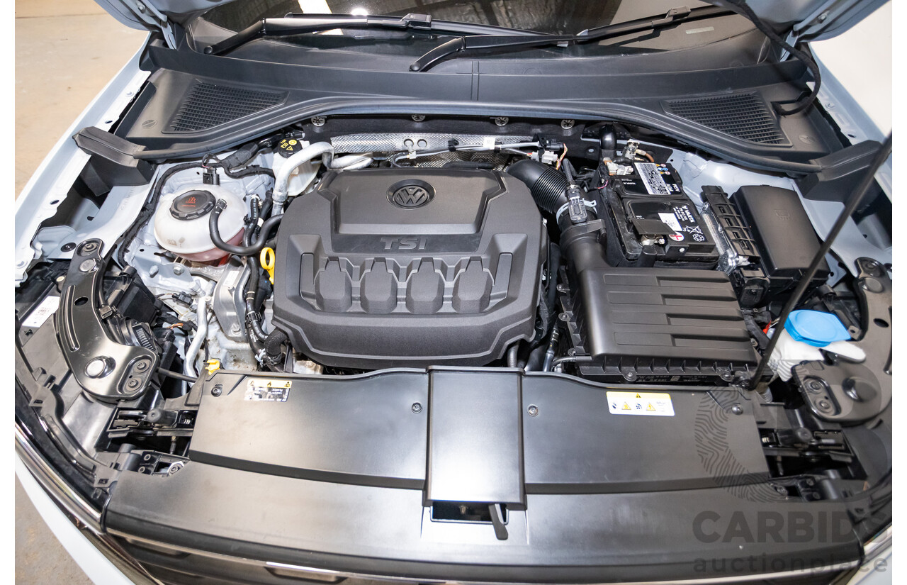 09/2021 Volkswagen T-Roc 140TSI SPORT (AWD) A1 MY21 4D Wagon White Silver Metallic Turbo 2.0L