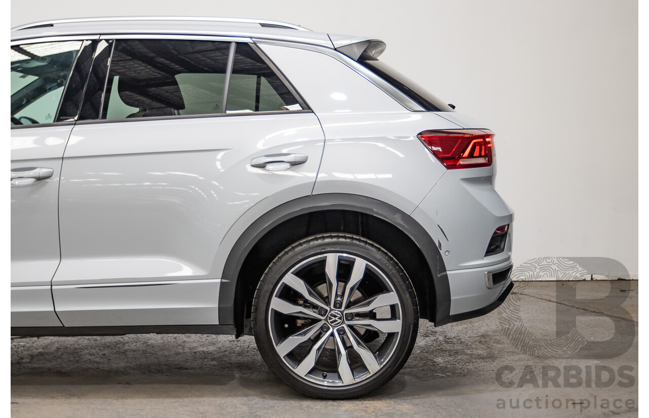 09/2021 Volkswagen T-Roc 140TSI SPORT (AWD) A1 MY21 4D Wagon White Silver Metallic Turbo 2.0L