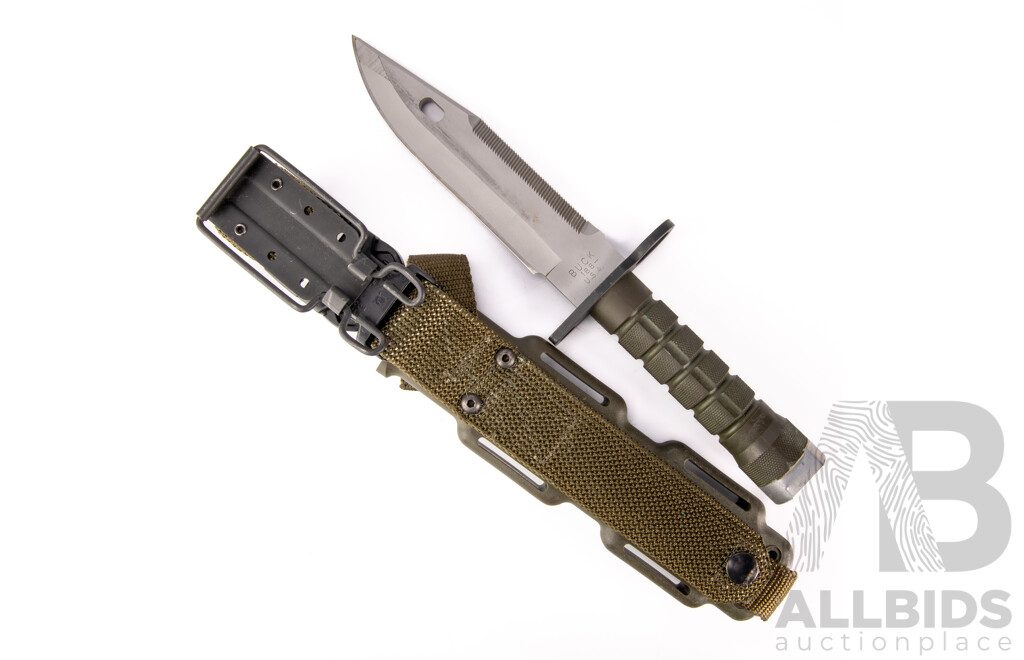 American Buck 188 Bayonet in Sheath with Automatic Sharpener