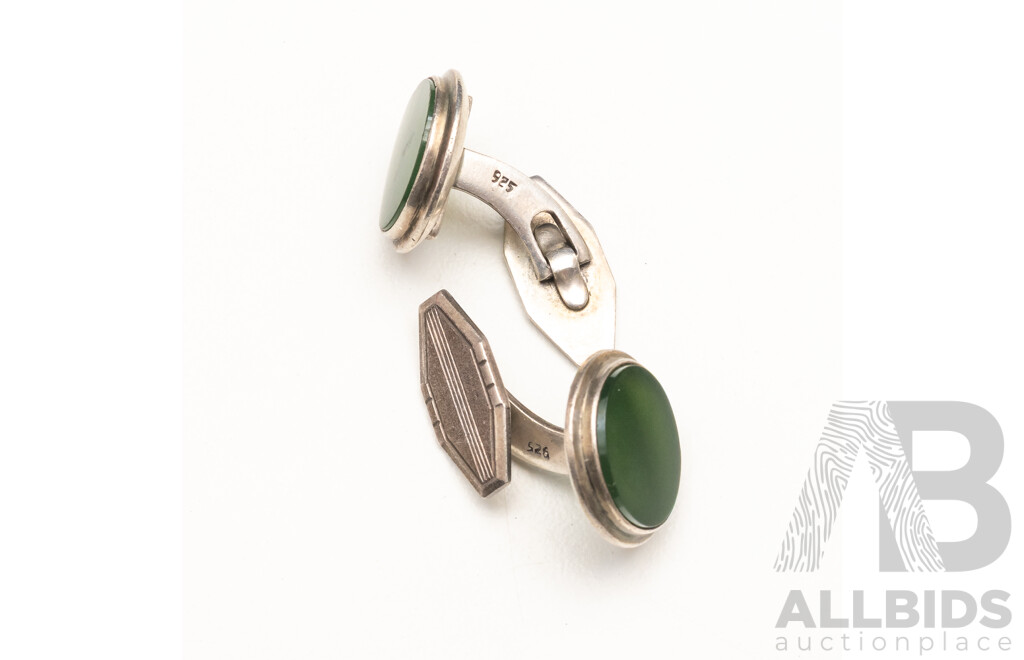 925 Sterling Silver Cufflinks with Round Nephrite - 9.53gms