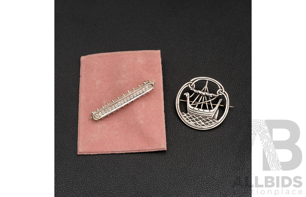 925 Sterling Silver Brooches. Lot of 2 - 10.72gms