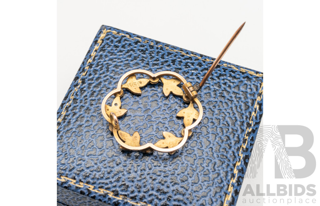 9ct Yellow Gold Antique Brooch with Seed Pearls - 2.7gms