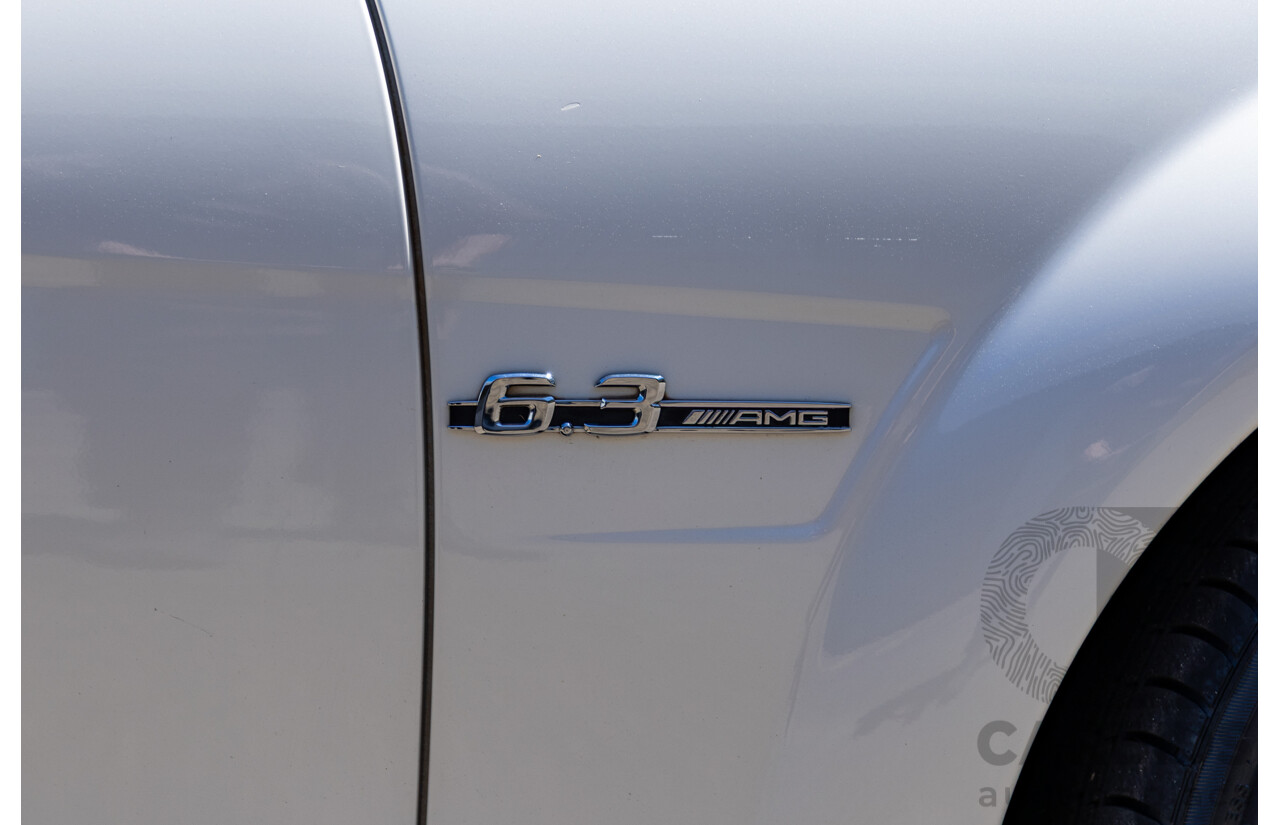 08/2012 Mercedes Benz C63 AMG W204 MY12 4d Sedan Designo Diamond White Bright Metallic V8 6.3L