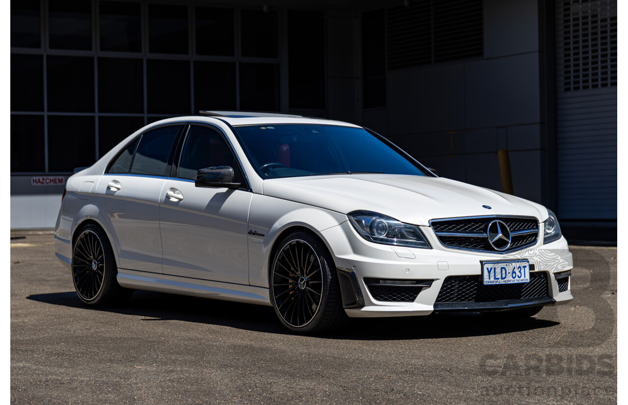 08/2012 Mercedes Benz C63 AMG W204 MY12 4d Sedan Designo Diamond White Bright Metallic V8 6.3L