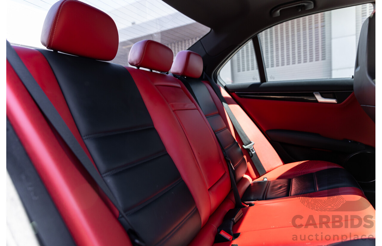 08/2012 Mercedes Benz C63 AMG W204 MY12 4d Sedan Designo Diamond White Bright Metallic V8 6.3L