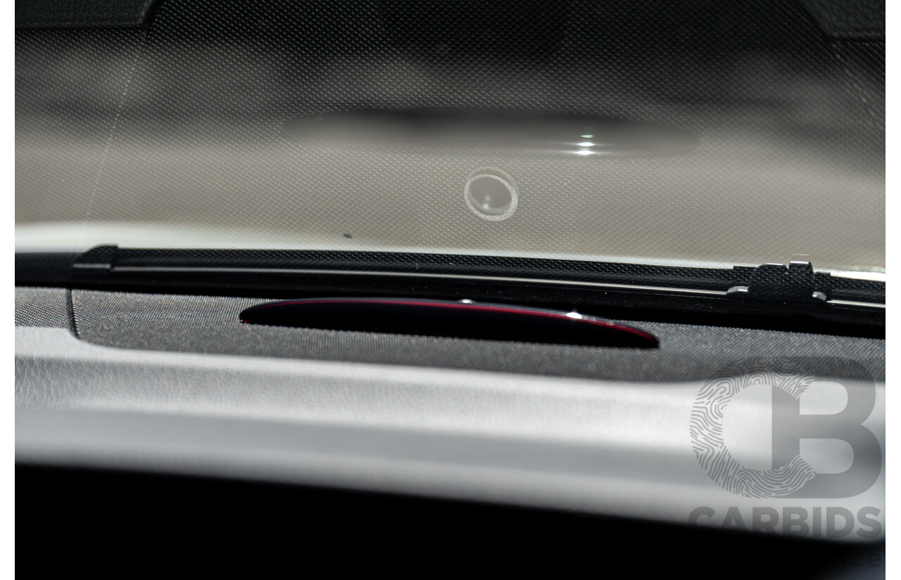 08/2012 Mercedes Benz C63 AMG W204 MY12 4d Sedan Designo Diamond White Bright Metallic V8 6.3L