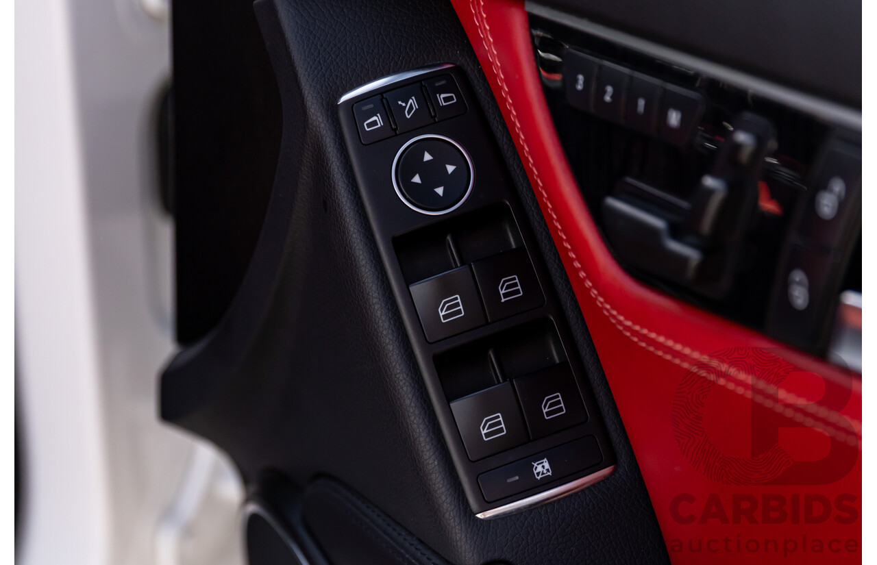 08/2012 Mercedes Benz C63 AMG W204 MY12 4d Sedan Designo Diamond White Bright Metallic V8 6.3L