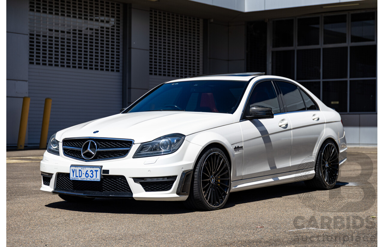 08/2012 Mercedes Benz C63 AMG W204 MY12 4d Sedan Designo Diamond White Bright Metallic V8 6.3L
