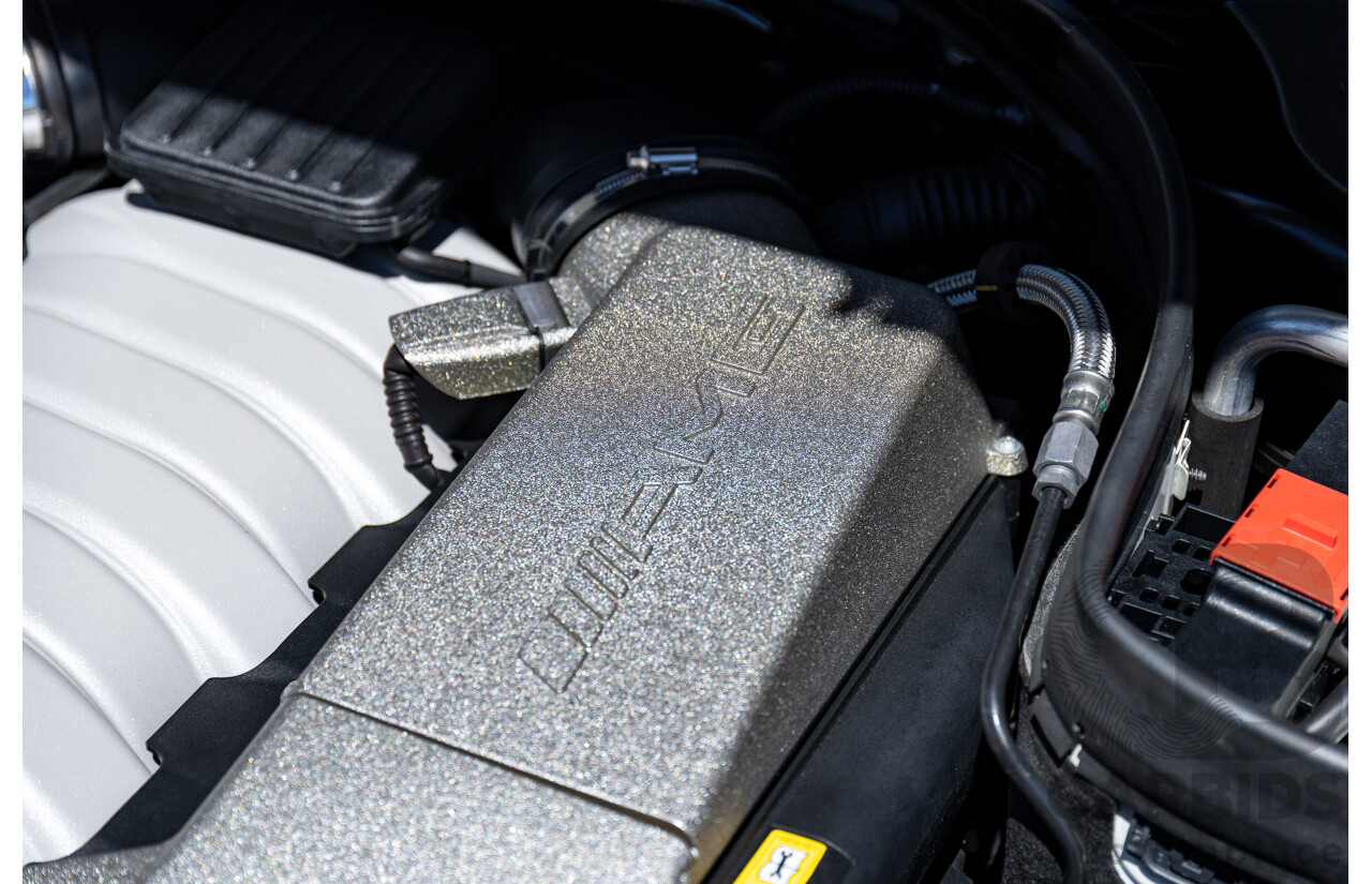 08/2012 Mercedes Benz C63 AMG W204 MY12 4d Sedan Designo Diamond White Bright Metallic V8 6.3L