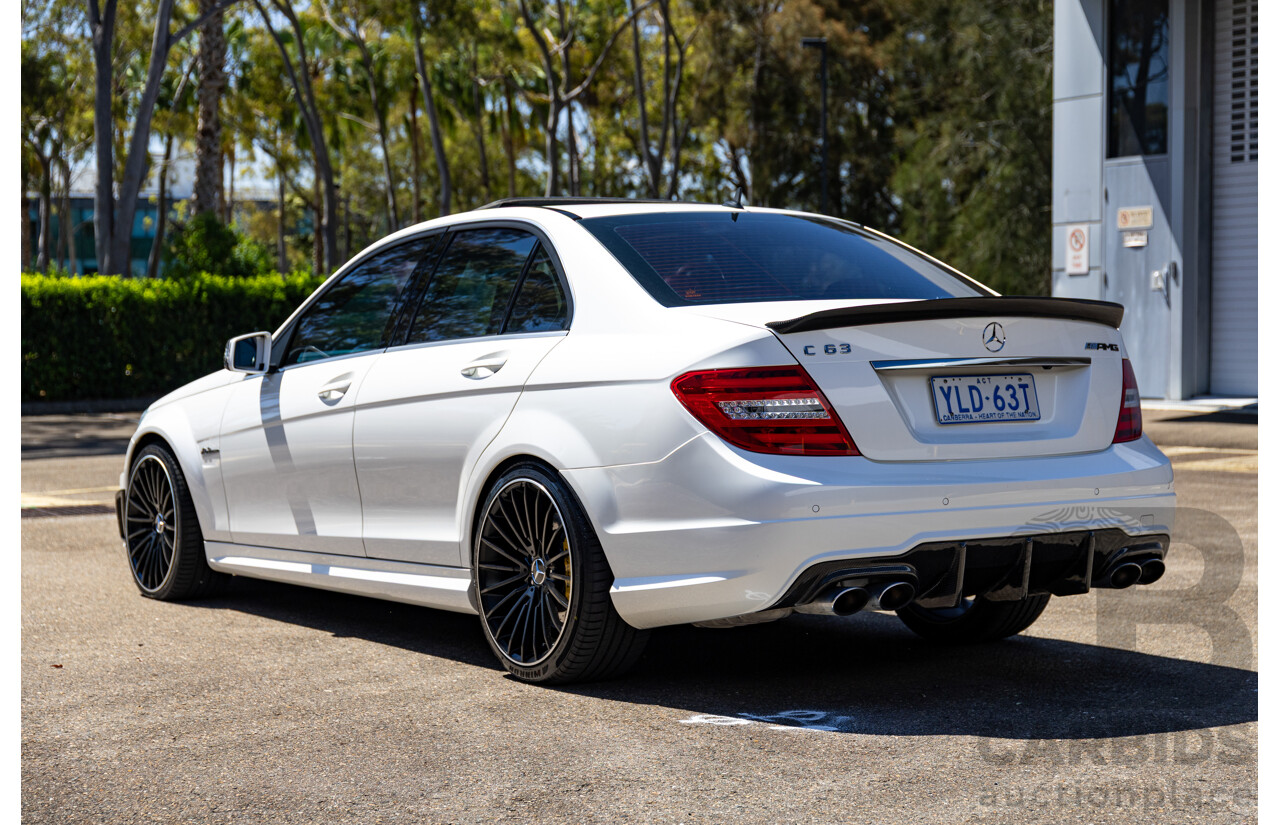 08/2012 Mercedes Benz C63 AMG W204 MY12 4d Sedan Designo Diamond White Bright Metallic V8 6.3L
