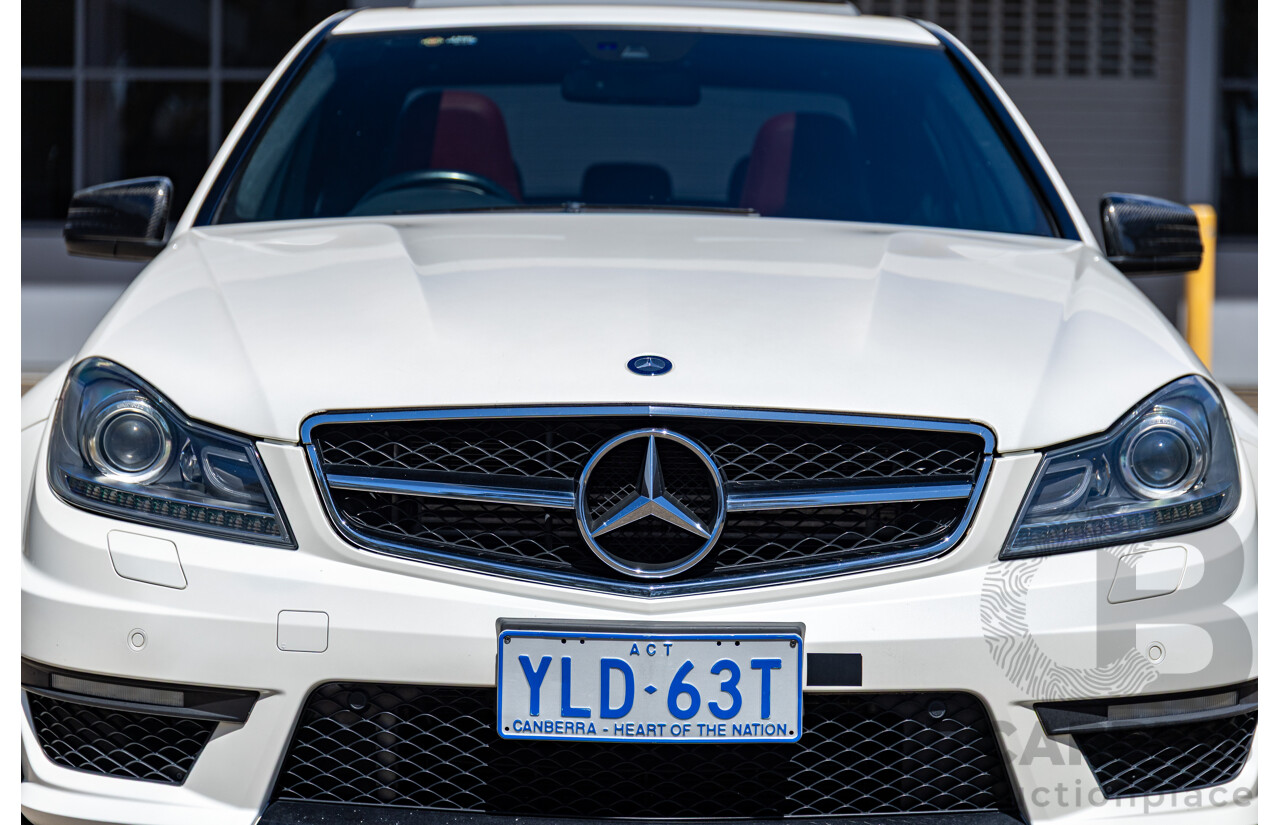 08/2012 Mercedes Benz C63 AMG W204 MY12 4d Sedan Designo Diamond White Bright Metallic V8 6.3L