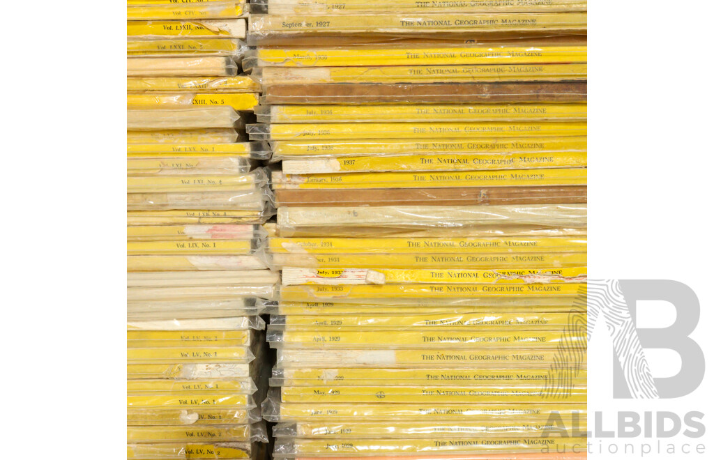 Large Collection of National Georaphic Magazines From the 1900's