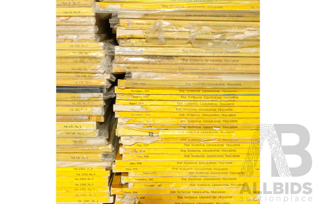 Large Collection of National Georaphic Magazines From the 1900's
