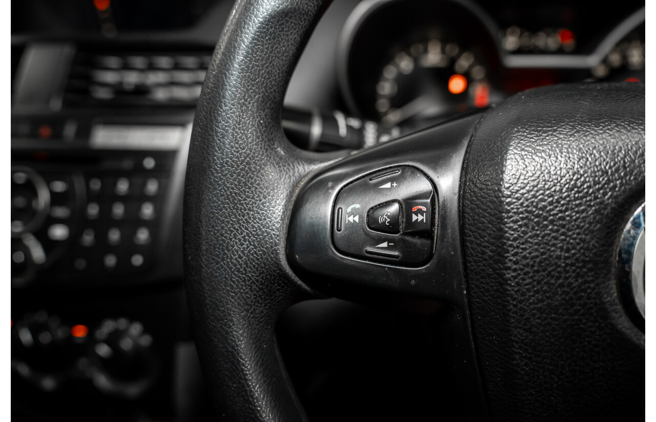 09/2016 Mazda BT-50 XT (4x2) MY16 C/Chas Cool White Turbo Diesel 2.2L