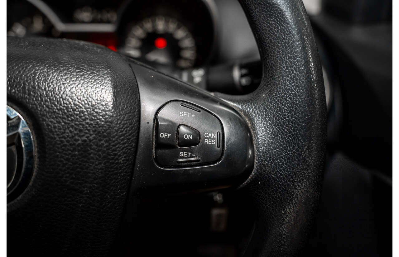 09/2016 Mazda BT-50 XT (4x2) MY16 C/Chas Cool White Turbo Diesel 2.2L