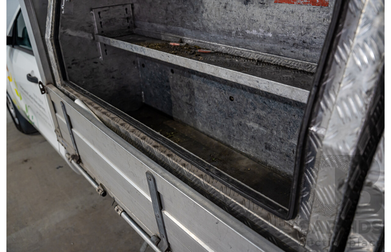 09/2016 Mazda BT-50 XT (4x2) MY16 C/Chas Cool White Turbo Diesel 2.2L